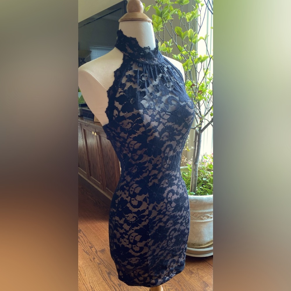 AGACI halter dress black lace with cream lining backless formfitting